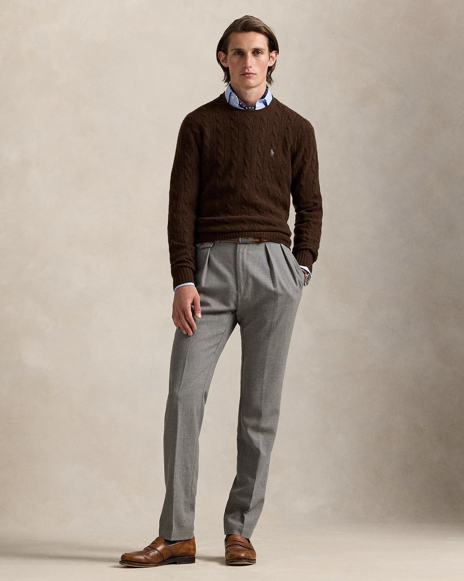 Jersey af uld og cashmere strikket med kabel