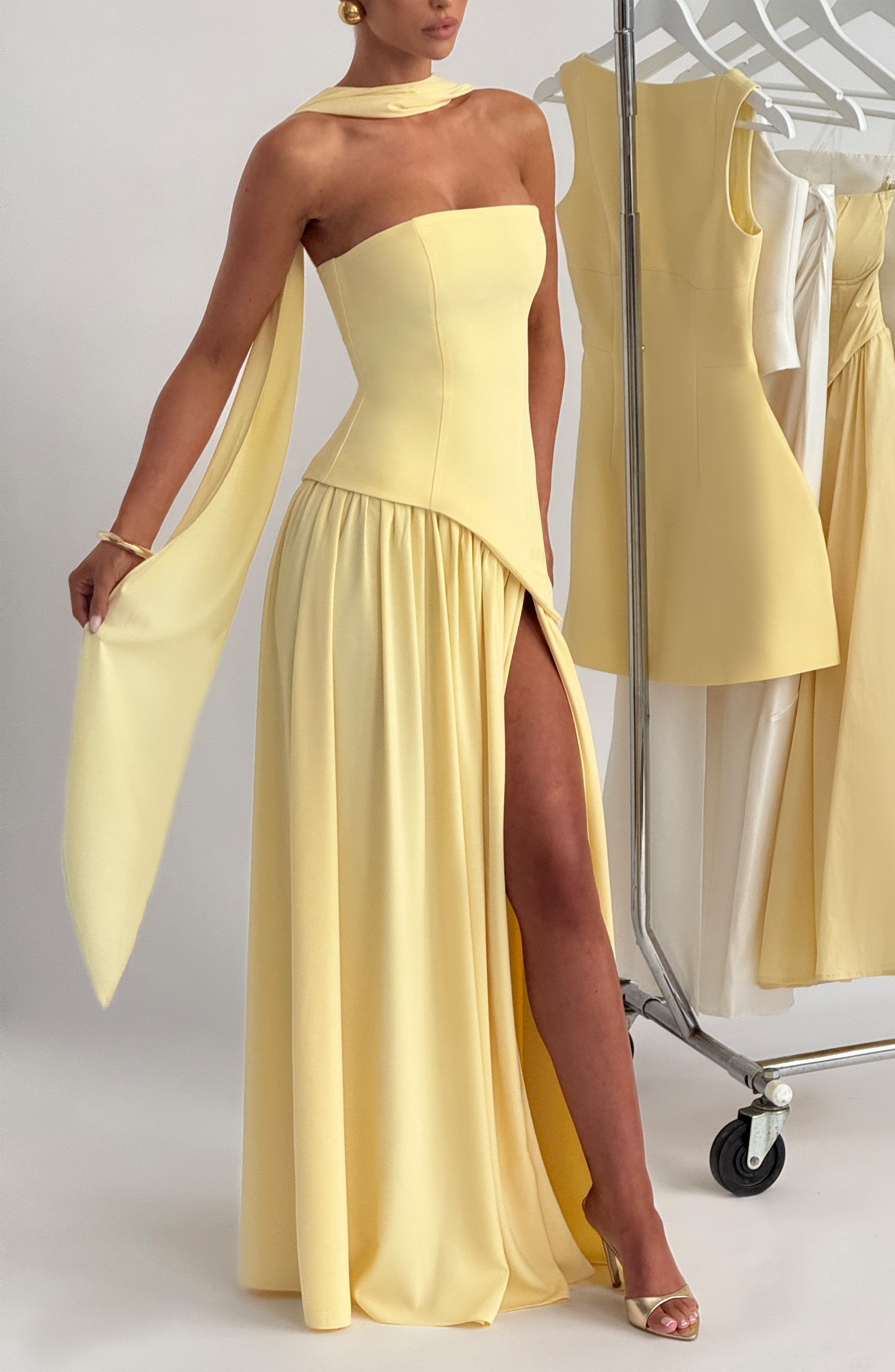 Witkaé™ | Maxikleid Satin Svara