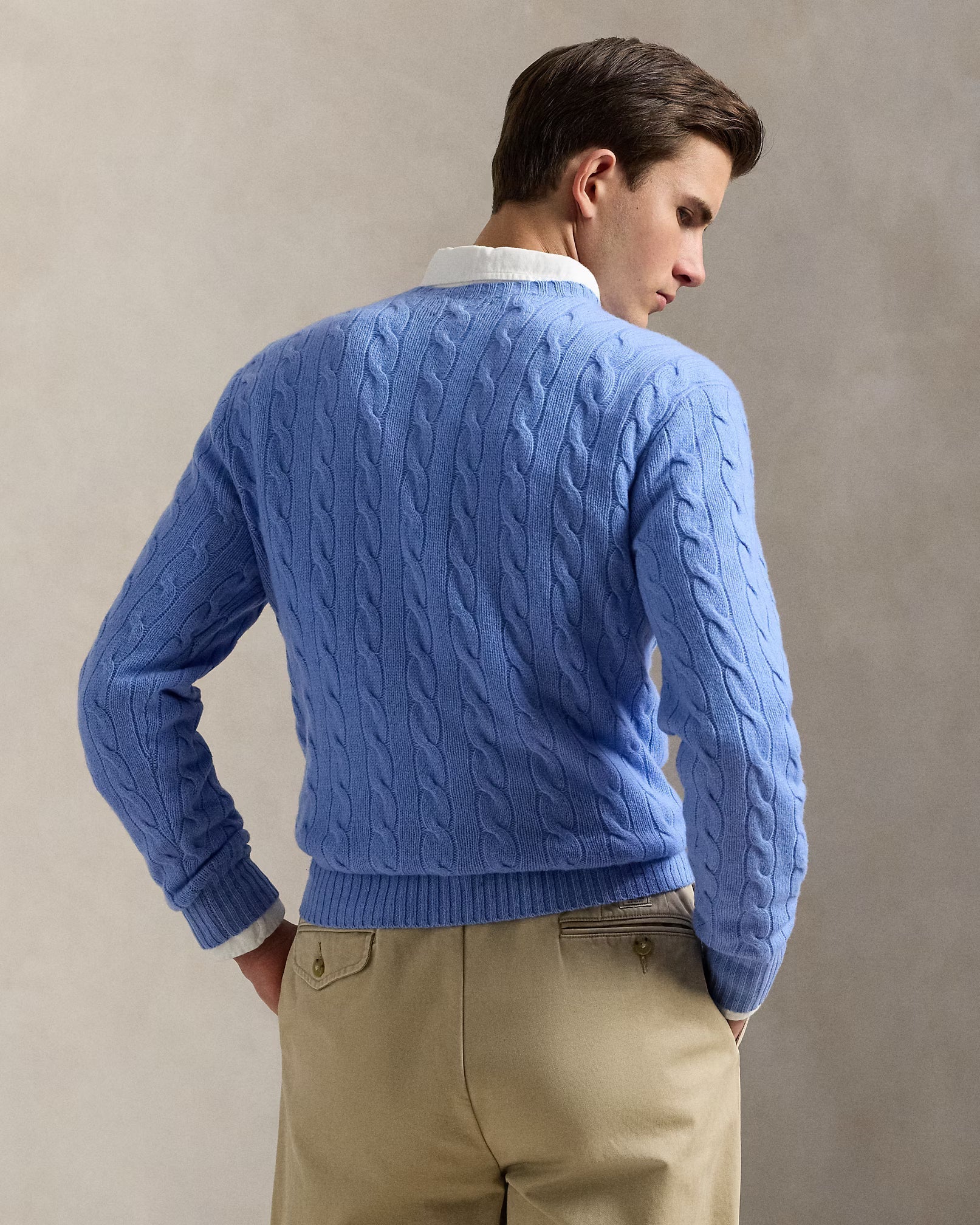 Strickpullover aus Wolle und Kaschmir mit Kabelmuster