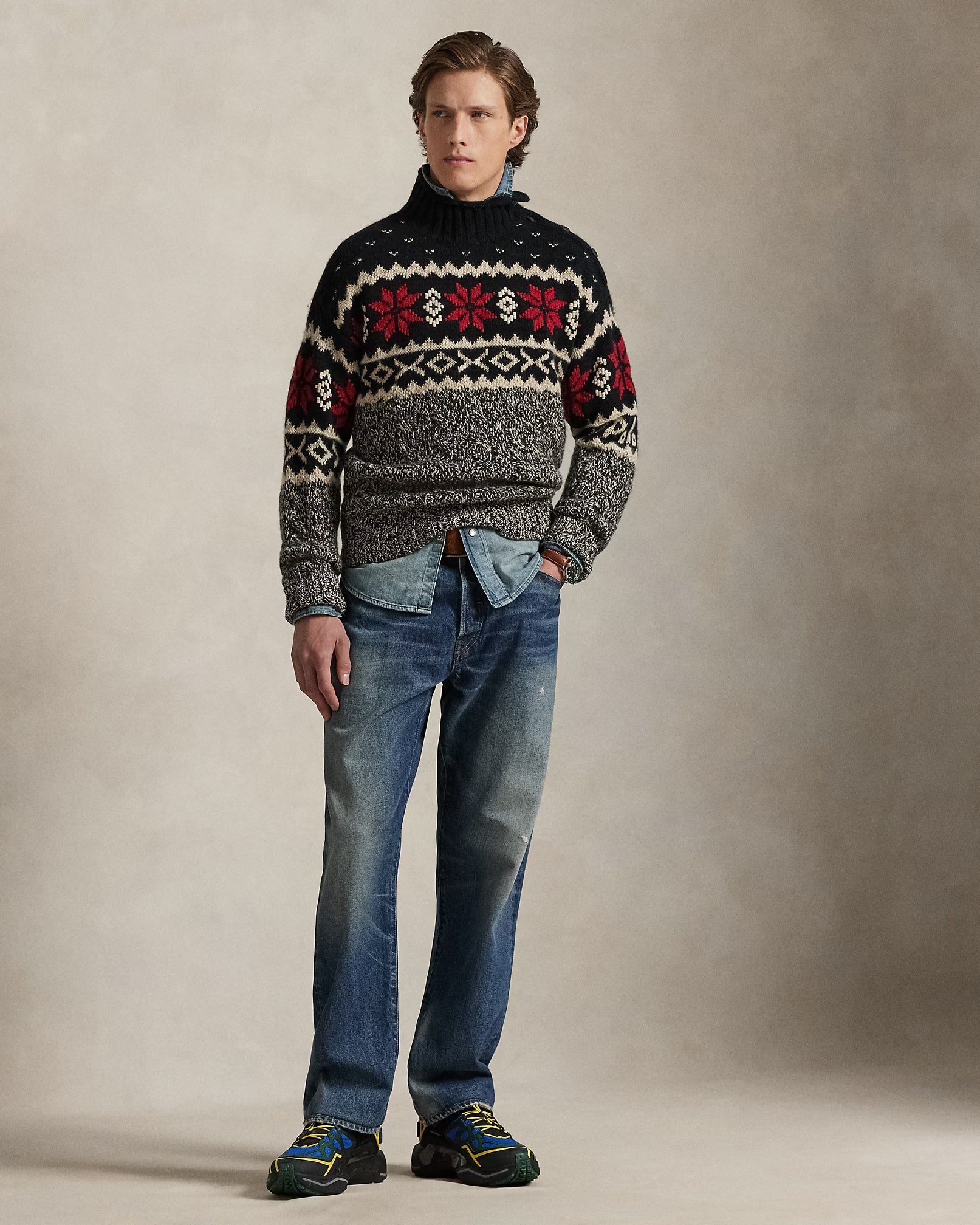 Højhalset sweater i uldblanding med snefnug