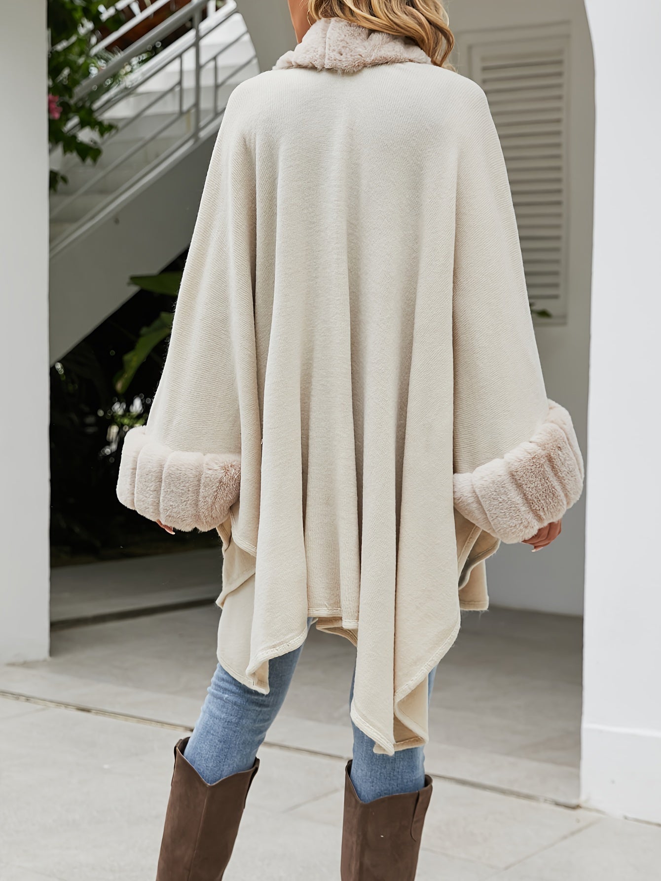 Witomiła™ | Kunstpelz-Cardigan mit Fransen